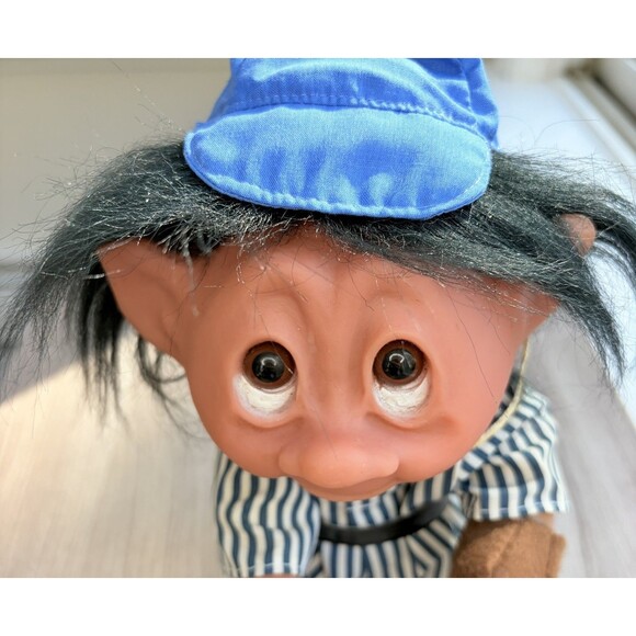 Navy White Striped Baseball Player Pitcher Norfin Dam Troll 1977 - Picture 9 of 11